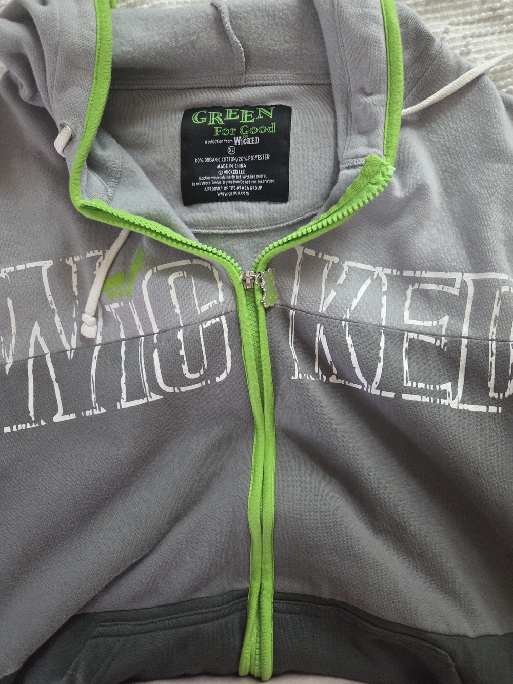 WICKED Broadway Green-For-Good Official Merch Unisex Zip-Up XL Hoodie NWOT
